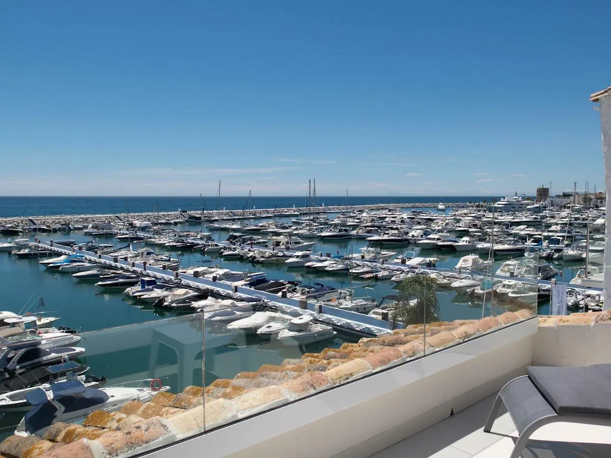 First Line Duplex Puerto Banus Sleeps 8 People Apartment Marbella