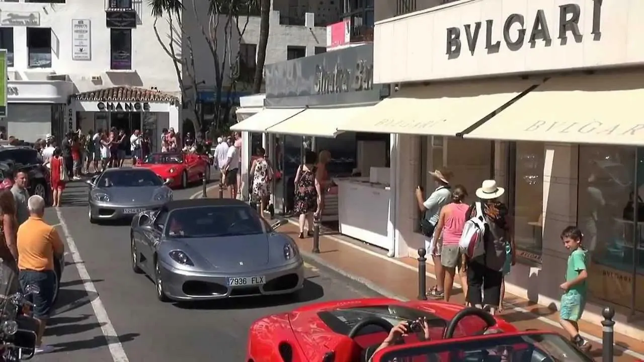 First Line Duplex Puerto Banus Sleeps 8 People Apartment Marbella
